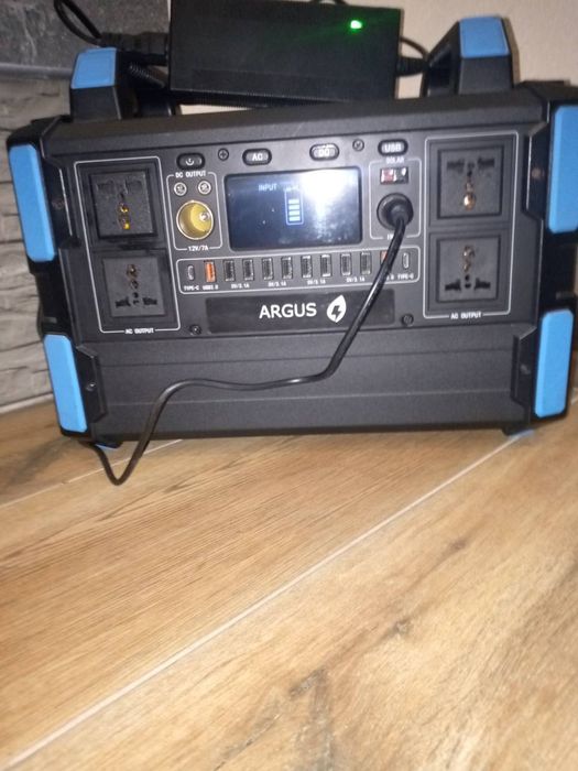 Зарядна станція 1000 вт