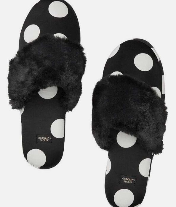 Чудові капці Victoria's Secret сатинові  чудовий стан р.39 25-25,5см