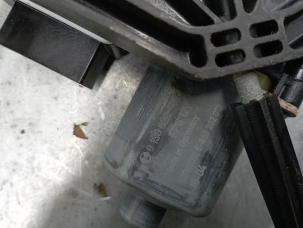Elevador vidros trás esquerdo VOLKSWAGEN Golf VII (5G1, BQ1, BE1, BE2)