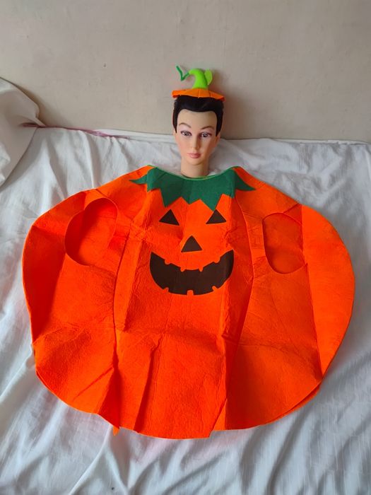 Świetny strój przebranie dynia straszna wesoła uśmiechnięta 3 cz. Uniw
