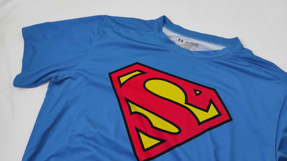 Футболка Super Man Under Armour 

розмір: 2XL (з дефектом)
