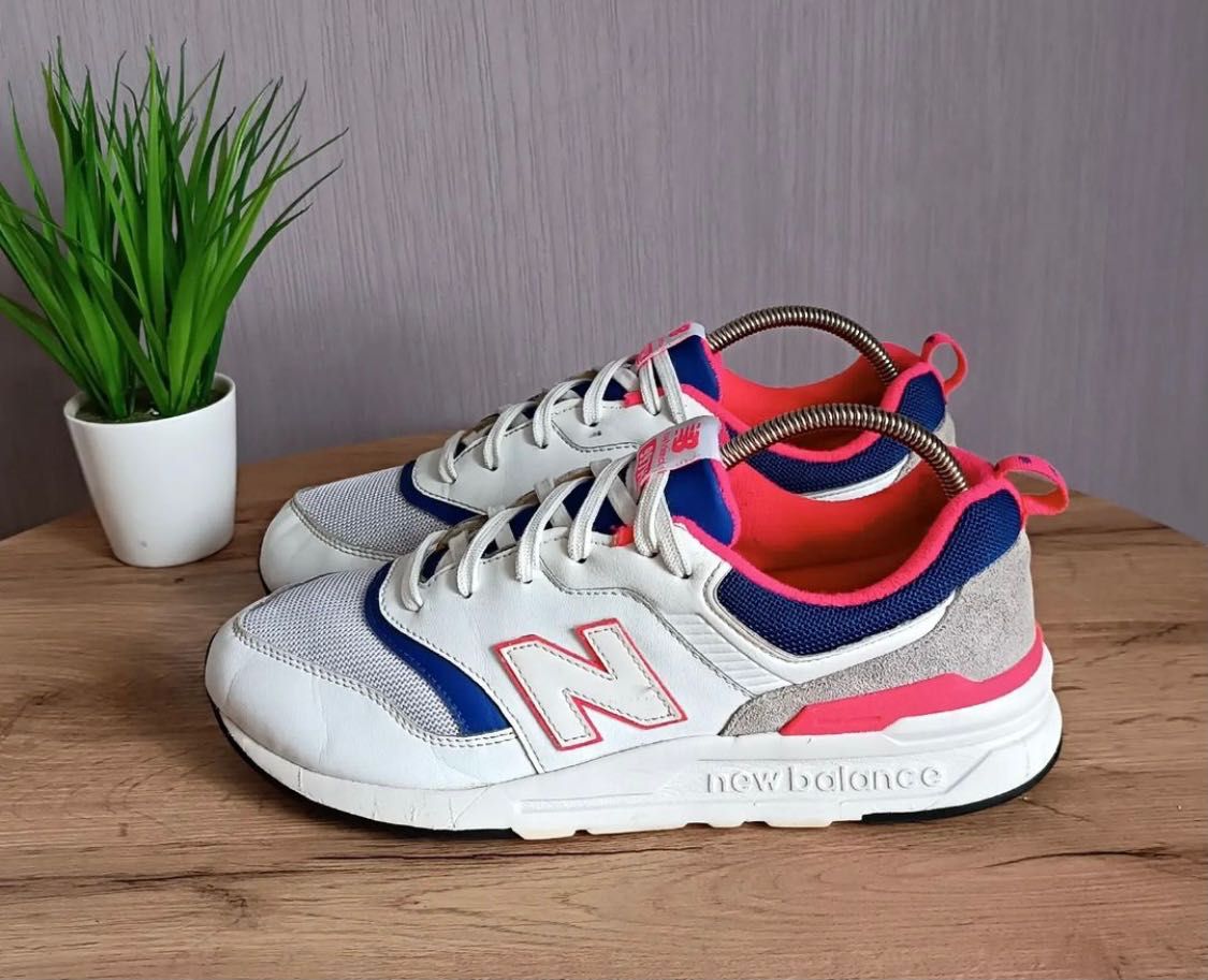 кроссівки new balance 997 40 рр жіночі