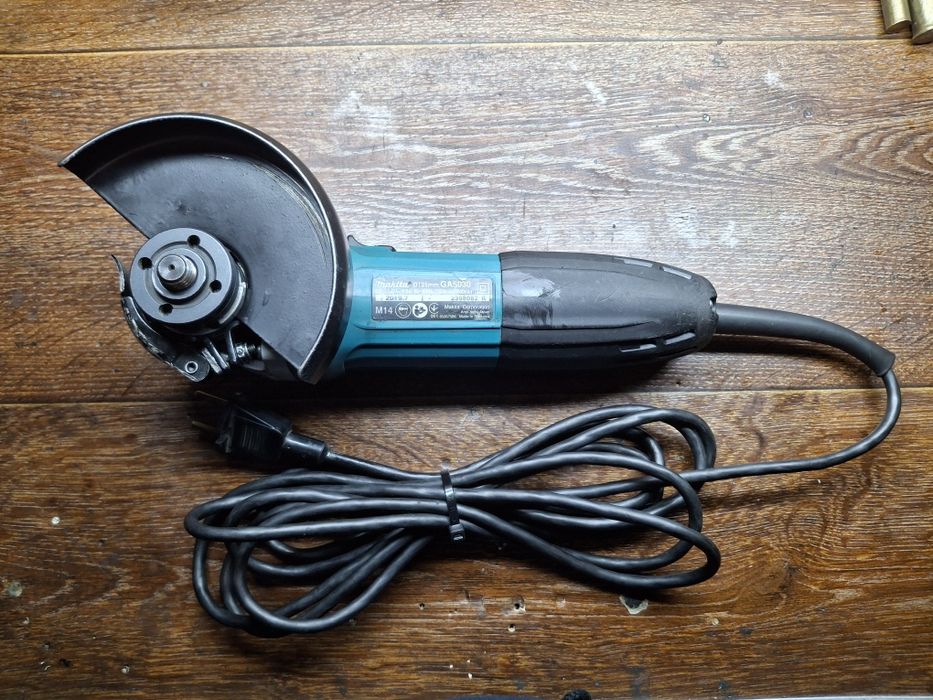 Болгарка Makita ga5030