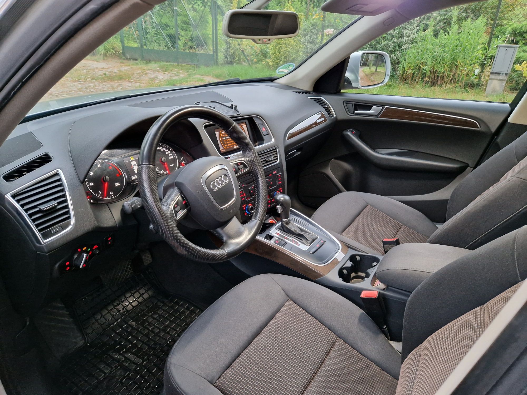Ładne Audi Q5 3.0 tdi Quattro