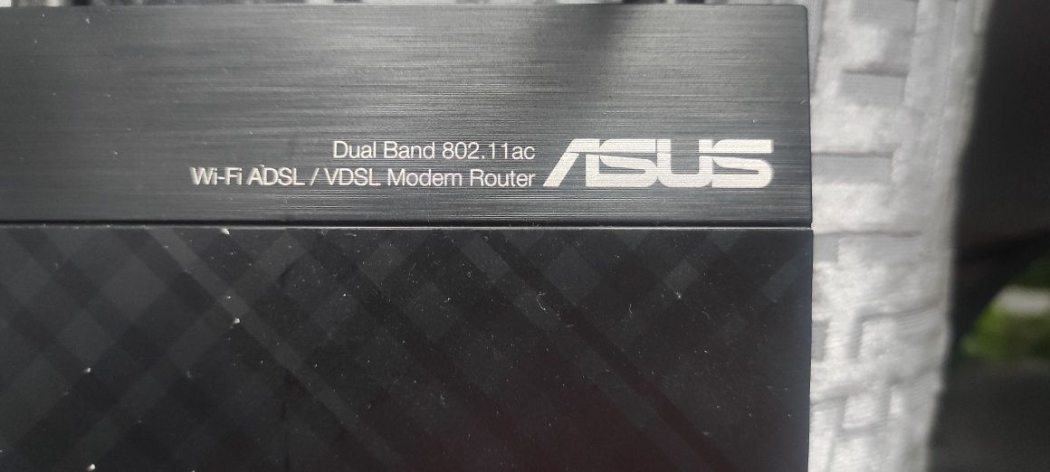 Router asus dsl-ac750