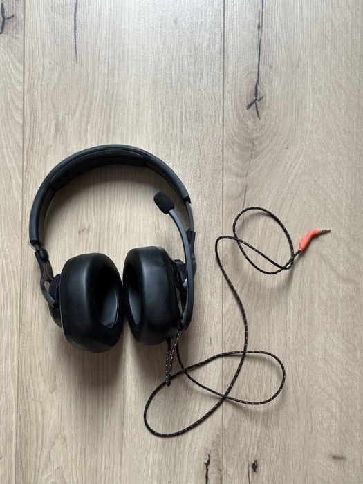 JBL Quantum 200- słuchawki gamingowe z mikrofonem. Prawie jak nowe
