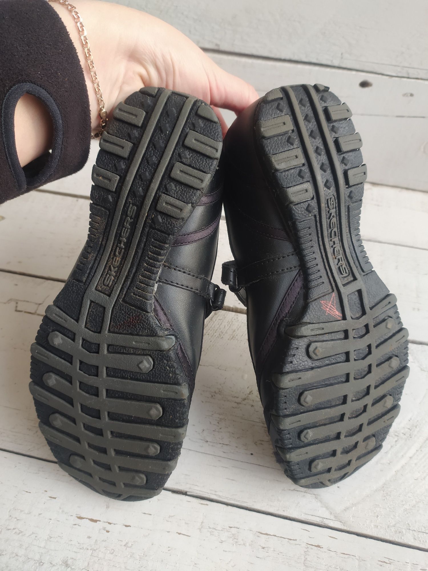 туфлі туфли балетки кожаные Skechers 35-36p.
