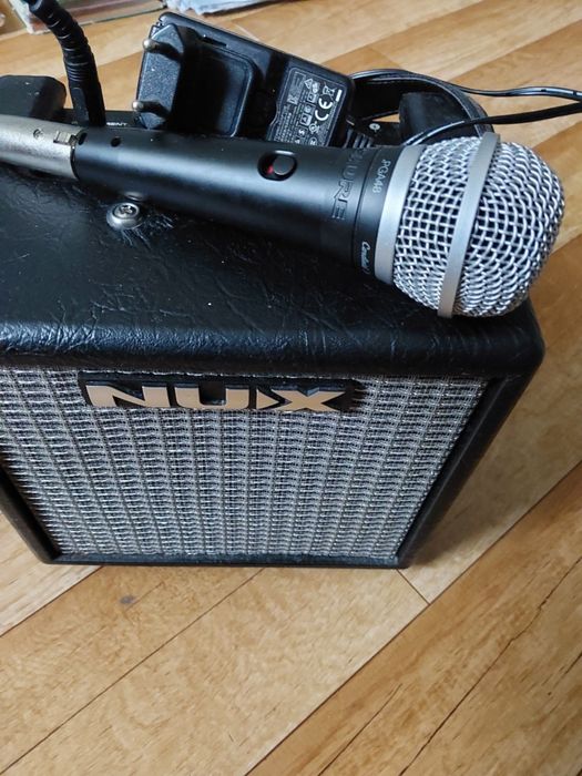 Mikrofon i wzmacniacz