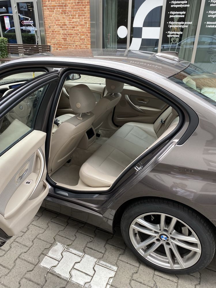 Bmw f30 2.0d 2012