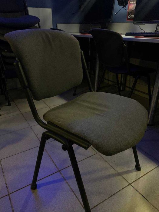 Стільці офісні ERA Black (виробництво Nowy Styl) Стул