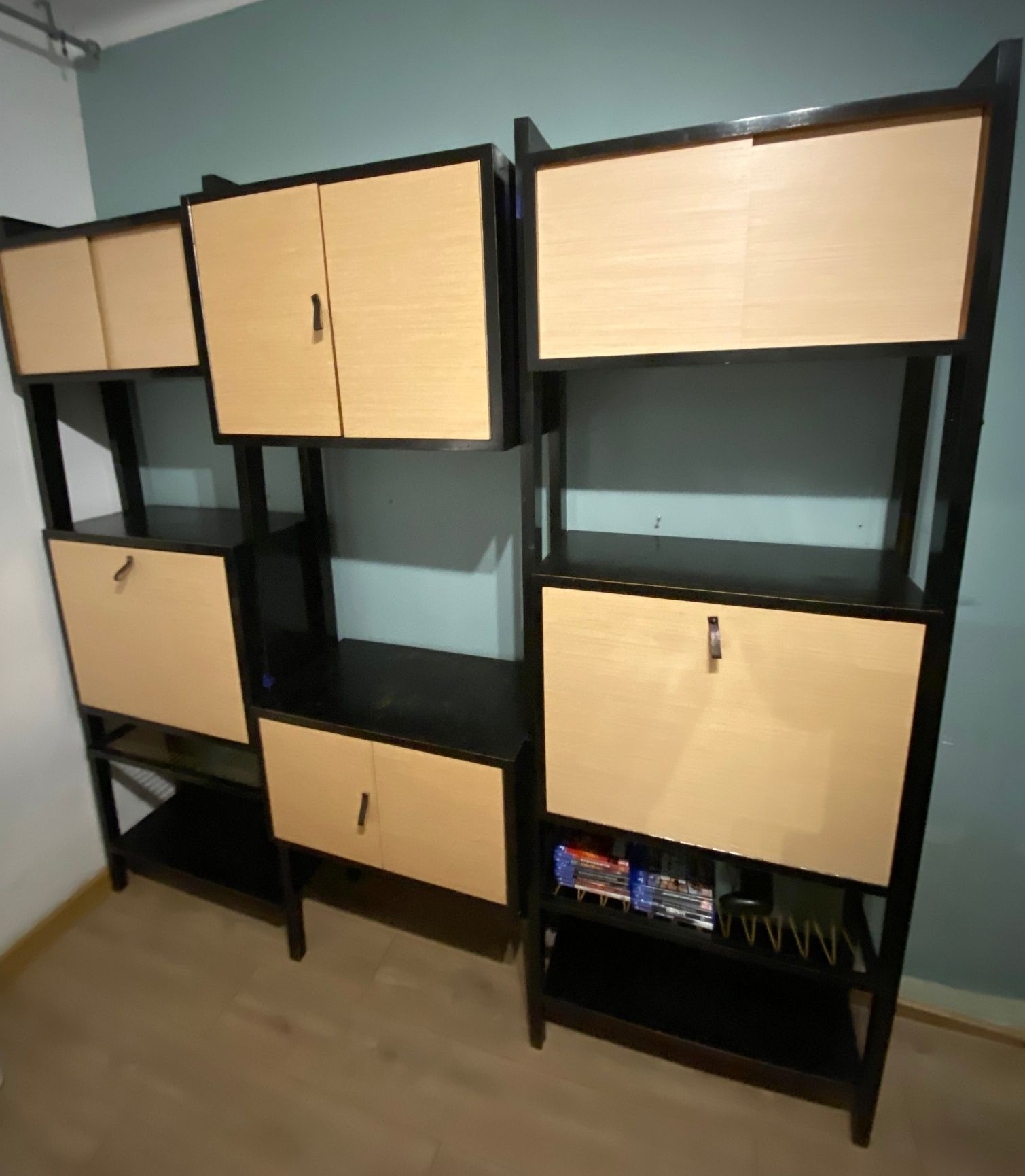 Regały modułowe PRL w stylu Loft