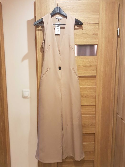 Nowy oryginalny kombinezon 34 Reserved kuloty