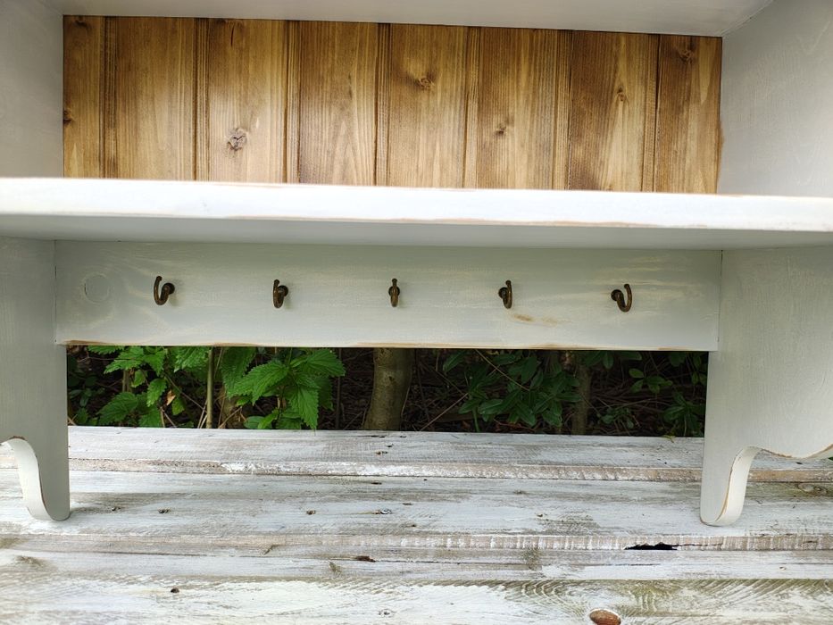 Półka kuchenna wisząca drewniana