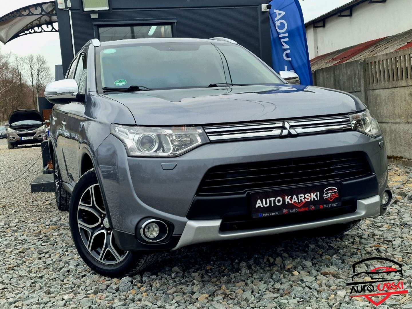 Mitsubishi Outlander Mitsubishi Outlander Plug-In Hybrid 4x4*Automat*Navi*Łopatki*Hak