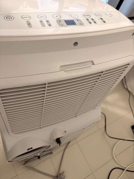 AC Portátil Quente e Frio seminovo - Becken (Quente/Frio)