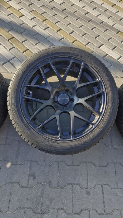 Комплект різношироких колес r19