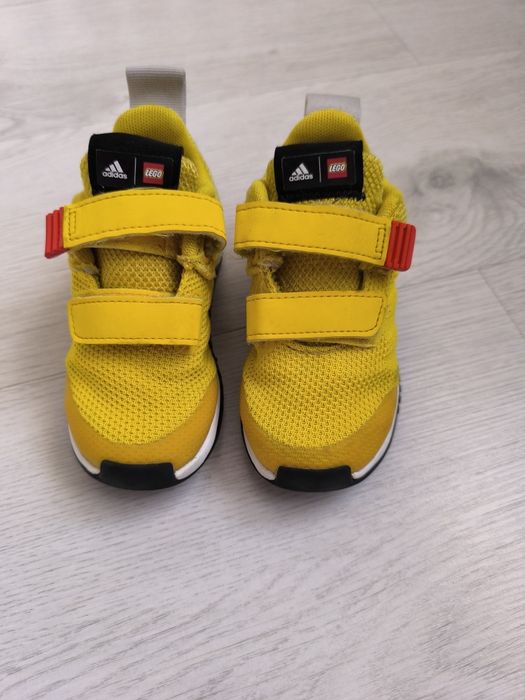 Кросівки адідас, кросовки Адидас, Adidas