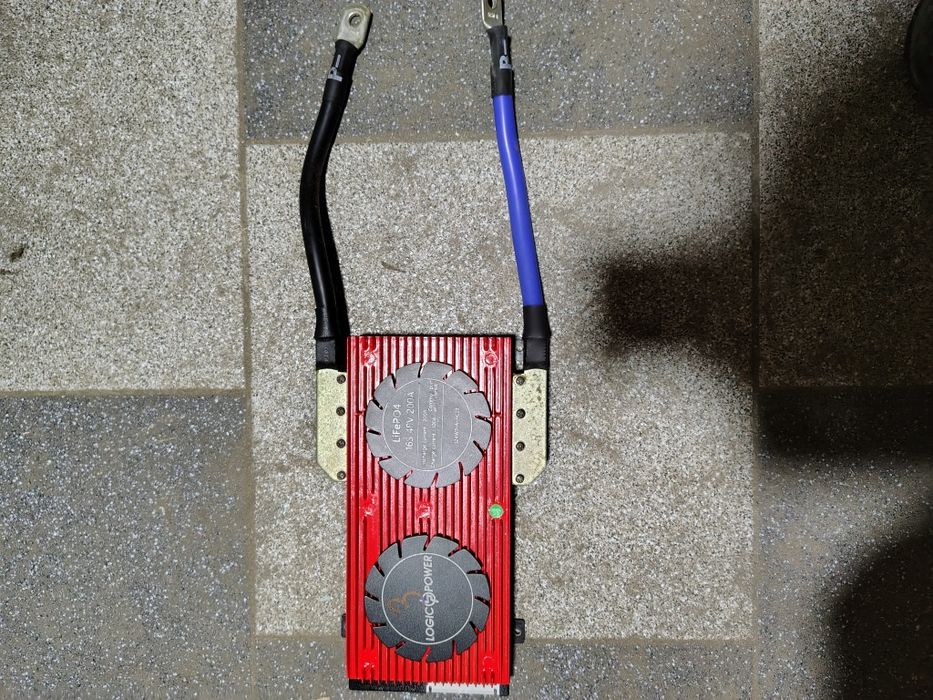 BMS logic power 16s 48v 200A.