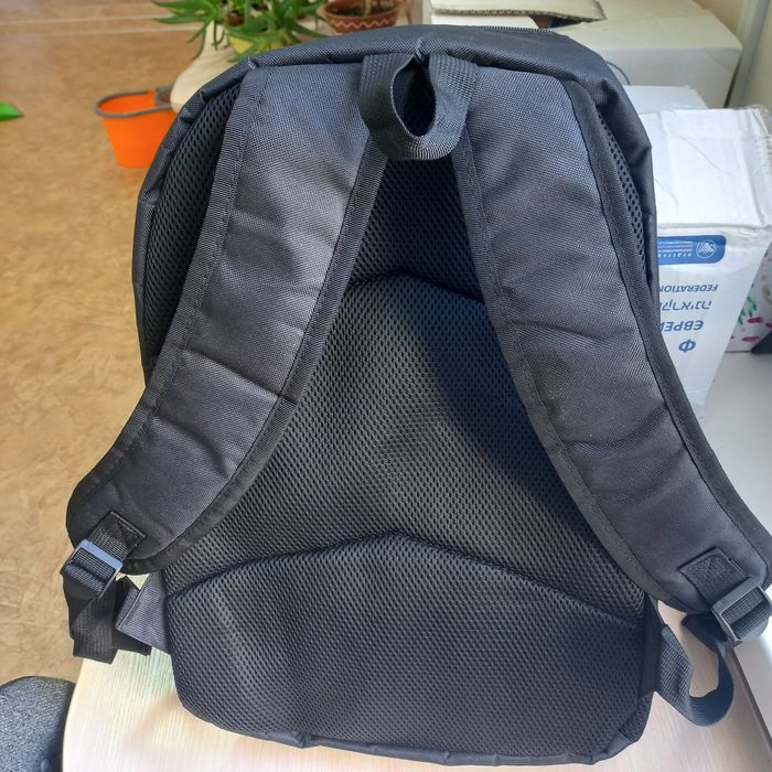 Продам рюкзак міський