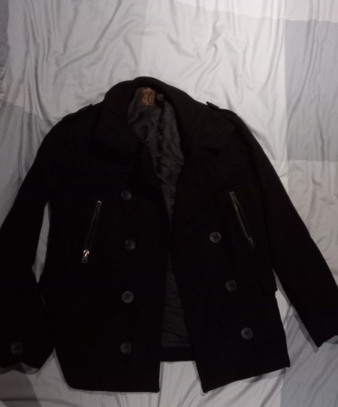 Vende-se casaco de homem da marca  XDYE