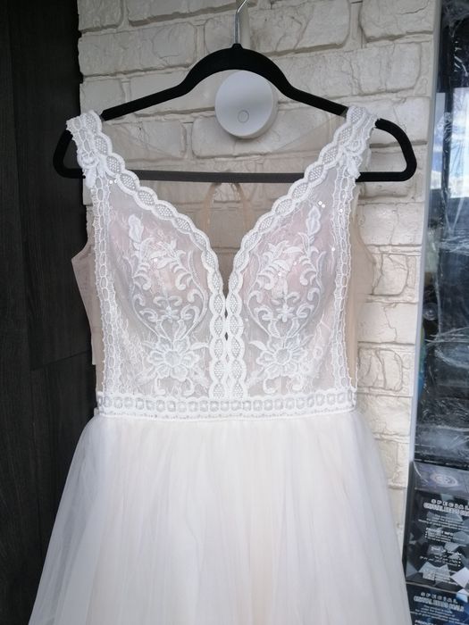 Продам свадебное платье А силуэт