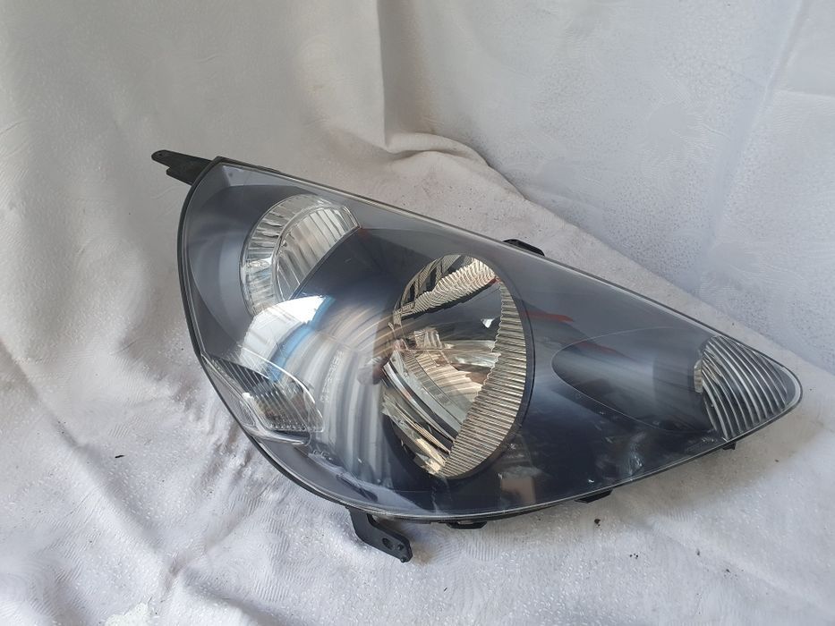 Lampa prawa Honda Jazz I Europa reflektor przód