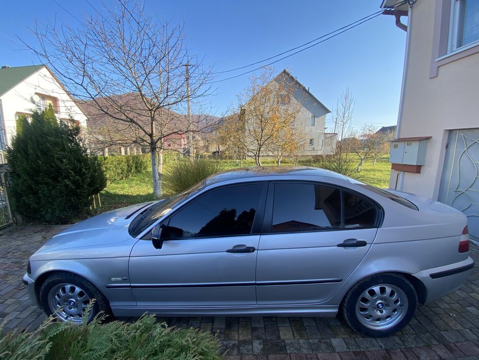 Продаю Bmw e46 1.9 бензин