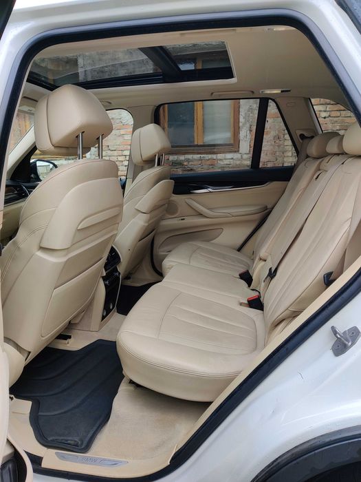 Розбірка BMW X5 F15 шрот запчастини розборка БМВ Х5 Ф15