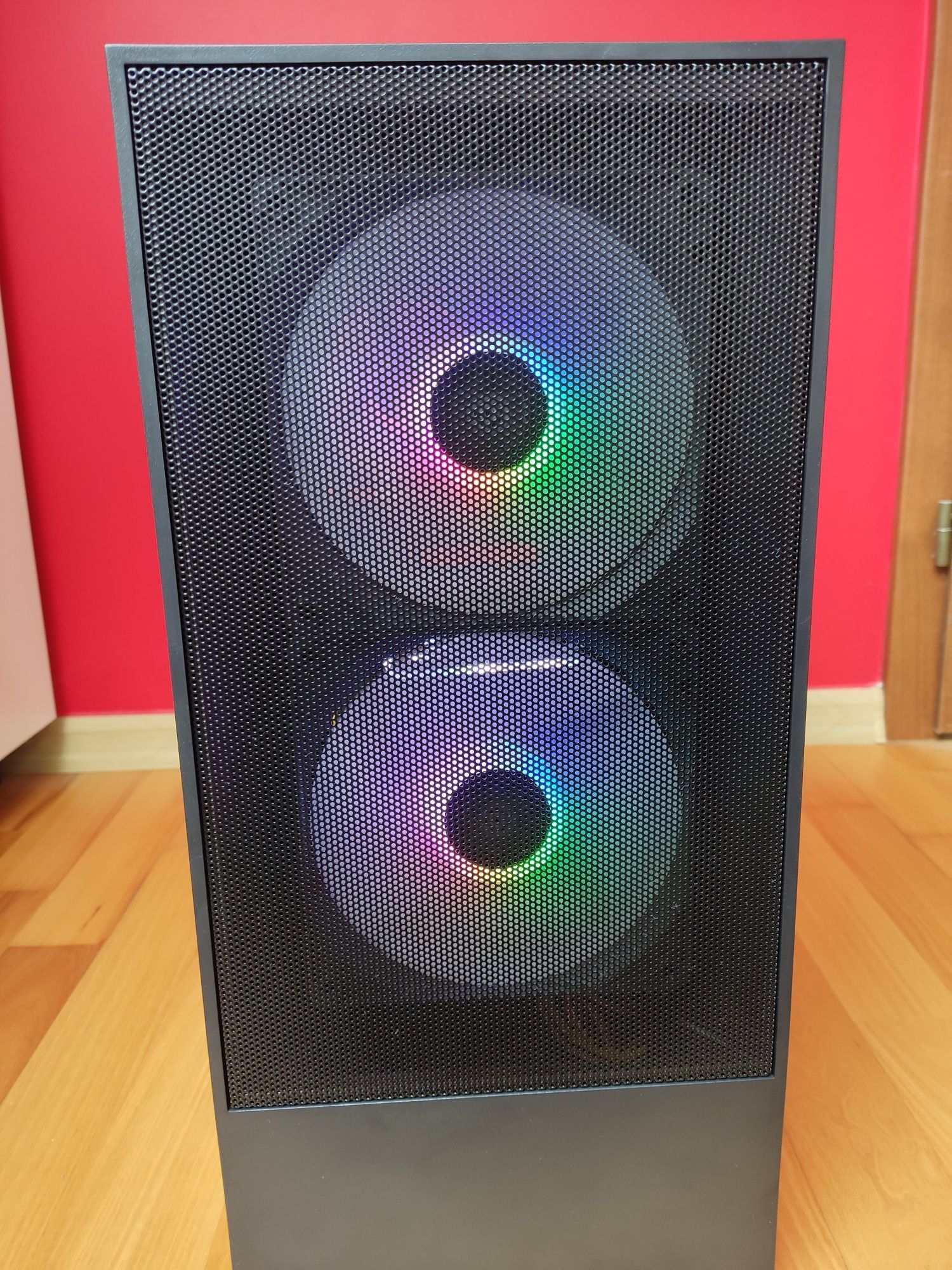 Komputer Gamingowy/R5/RTX3060TI/16GB/SSD/W11