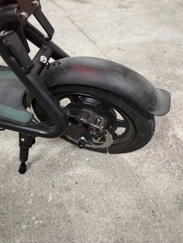 Vendo scooter elétrica