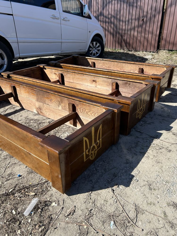 Продам надгробие из дерева