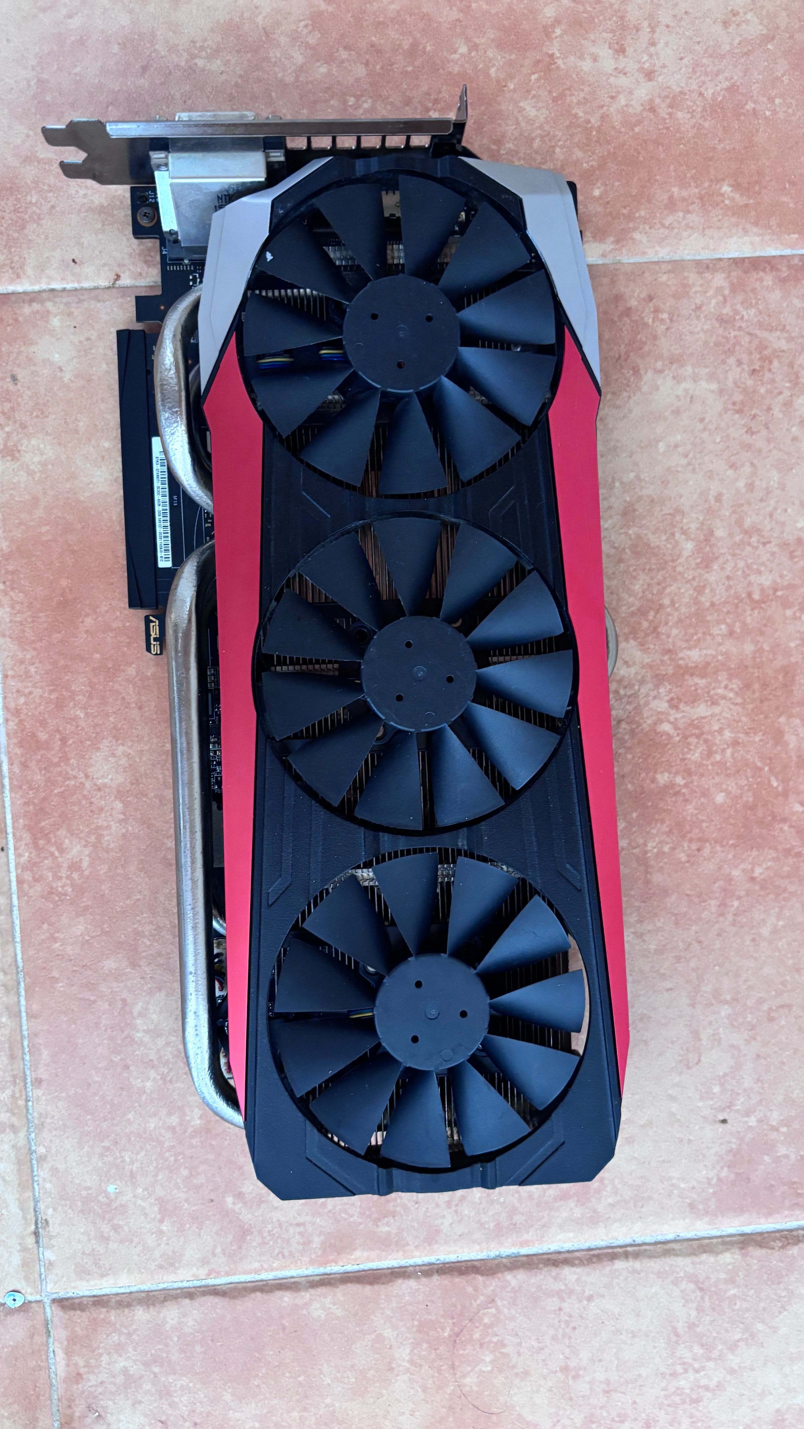 Asus Strix GTX 980 Ti 6Gb
