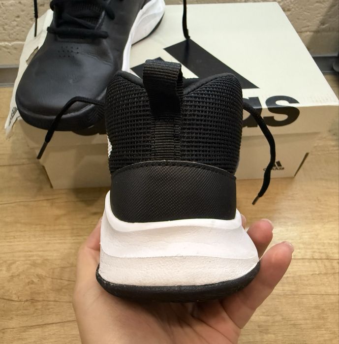 Ботинки Adidas р.37