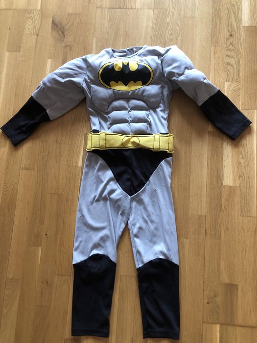 Костюм бетмена на 4/6 років новорічний карнавальний halloween хеллоуін