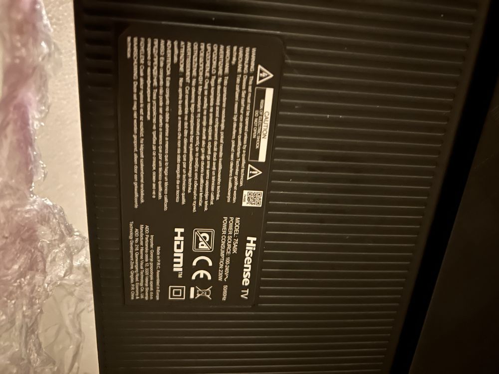 Tv hisense 75” ecra partido