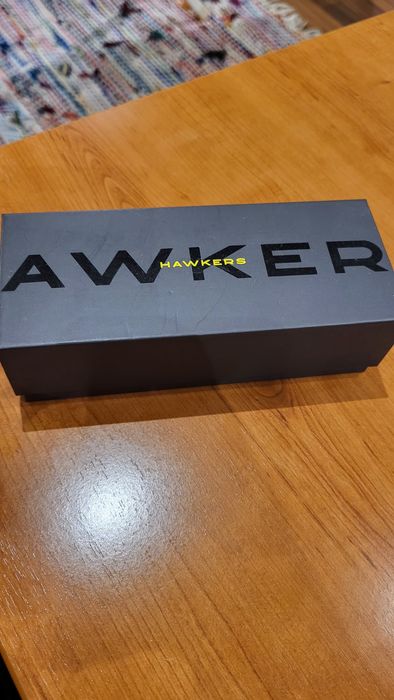 Oculos de sol hawkers