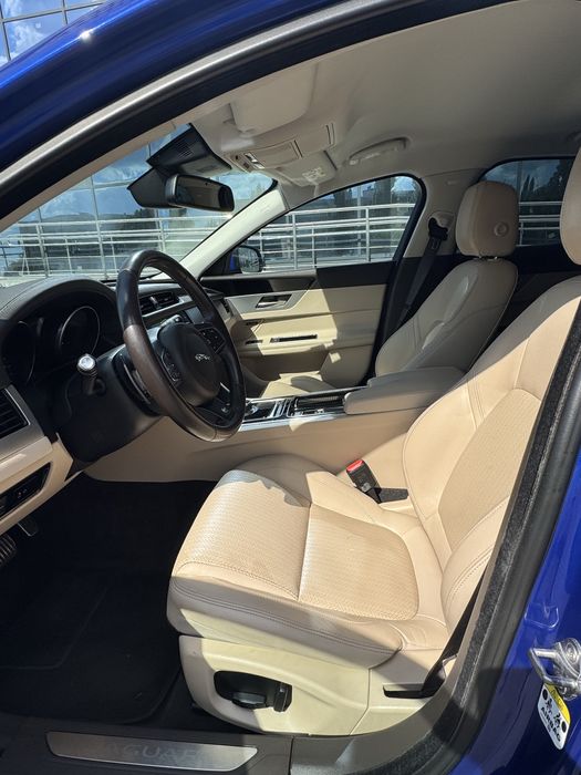JAGUAR XF 2016р.в. Офіційна 2.0d ,Один власник з салона
