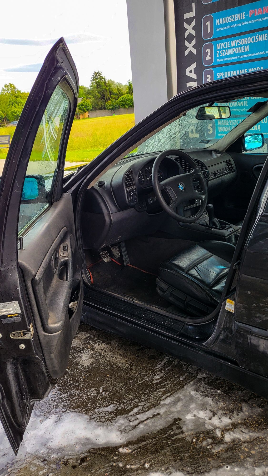 Bmw e36 sedan 1.6  bbs/gwint/alufelgi/skóra
