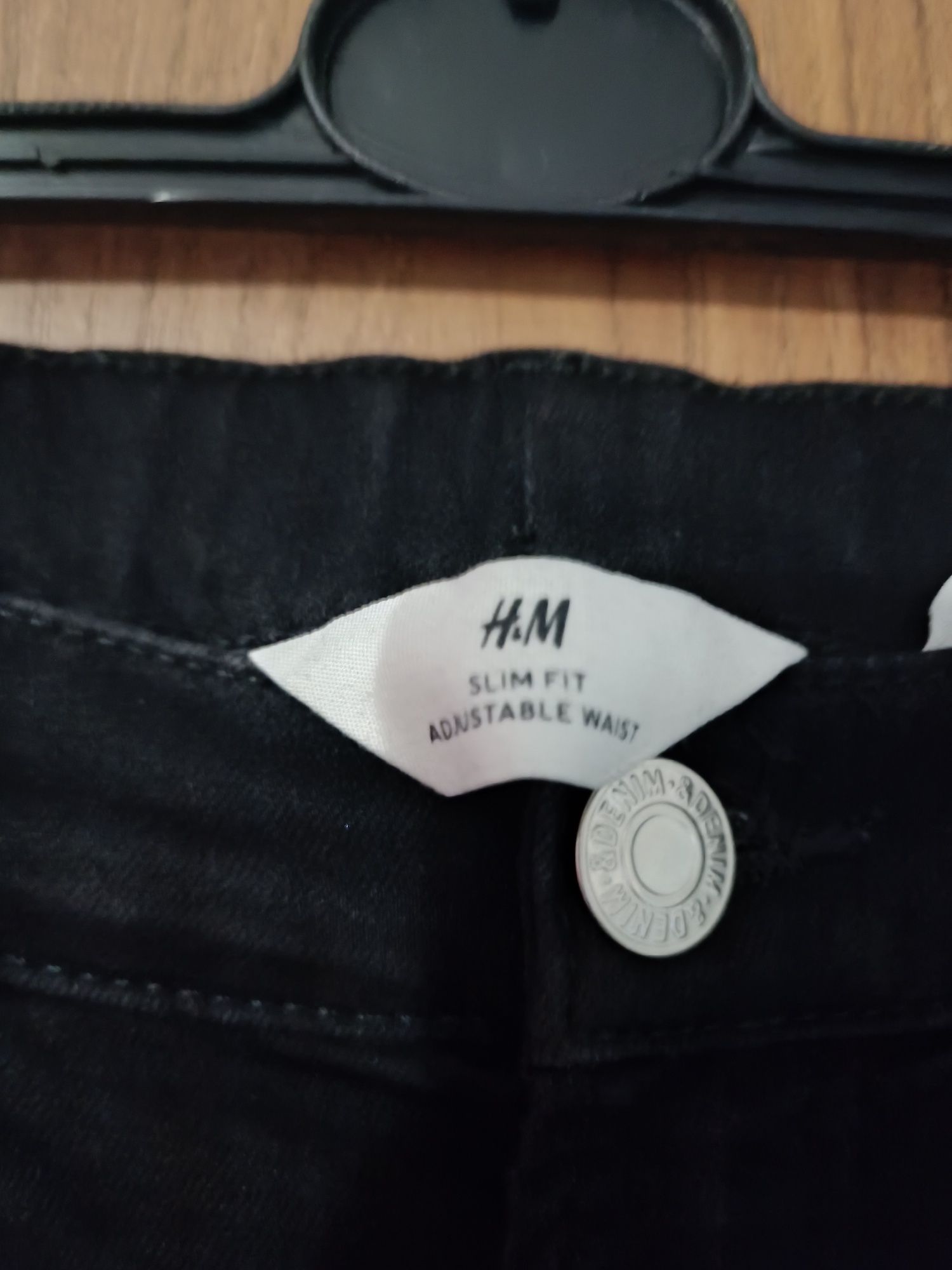 Spodnie chłopięce w rozmiarze 164 marki H&M