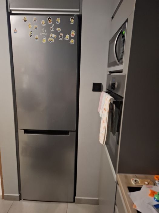 Lodówka Indesit (sprawna)