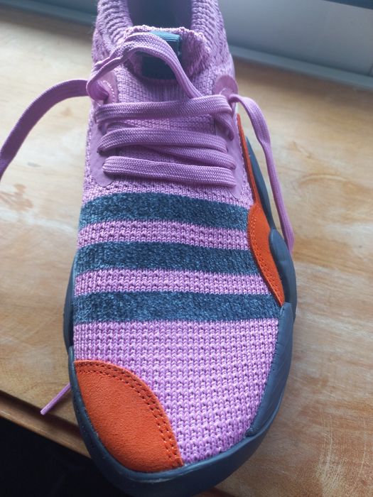 Sapatilhas  basquetebol  adidas novas