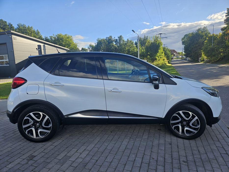 Renault Captur 2017 rok 1.2 benzyna 118 km serwis bezwypadkowa kamera