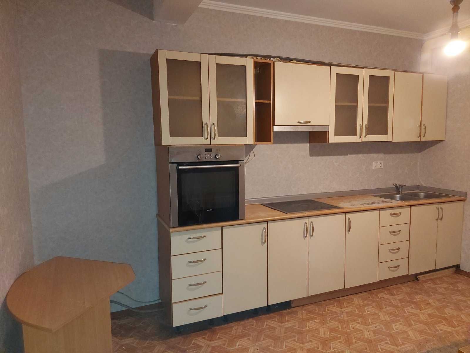 Позняки Здолбунівська 3Г, 3-х кім, 2/25п, 101кв.м. тепла 92000 $, торг