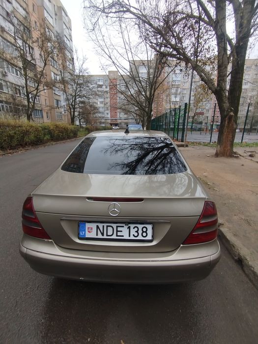 Мерседес 2.2 дизель автомат