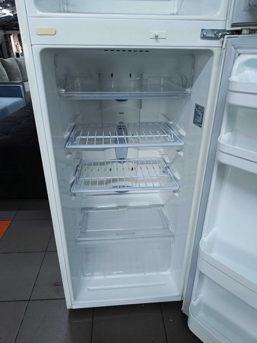 Двокамерний холодильник LG GR-U292SC
