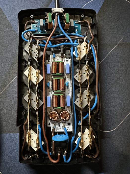 Защитный сетевой фильтр на 25А для ПК ДК Hi-fi 8 10 розеток