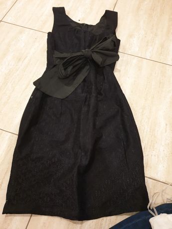 Sukienka czarna z kokardą