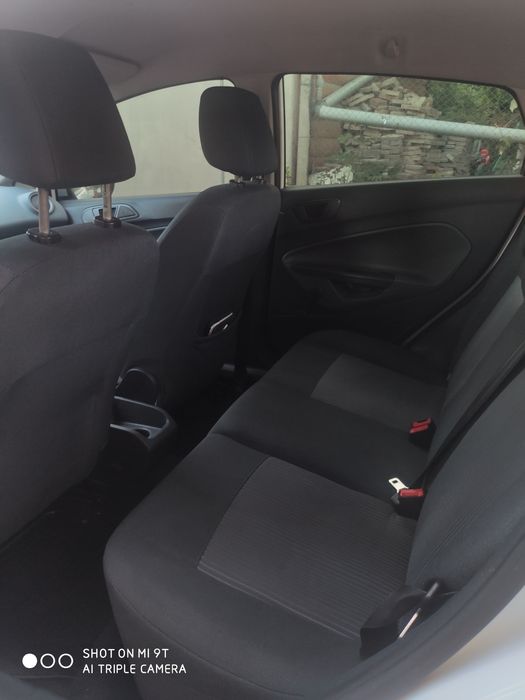 Продам автомобіль Ford fiesta 2010