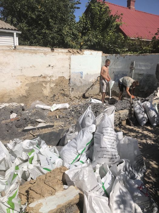 Вивіз хламу. Вивіз будівелного сміття