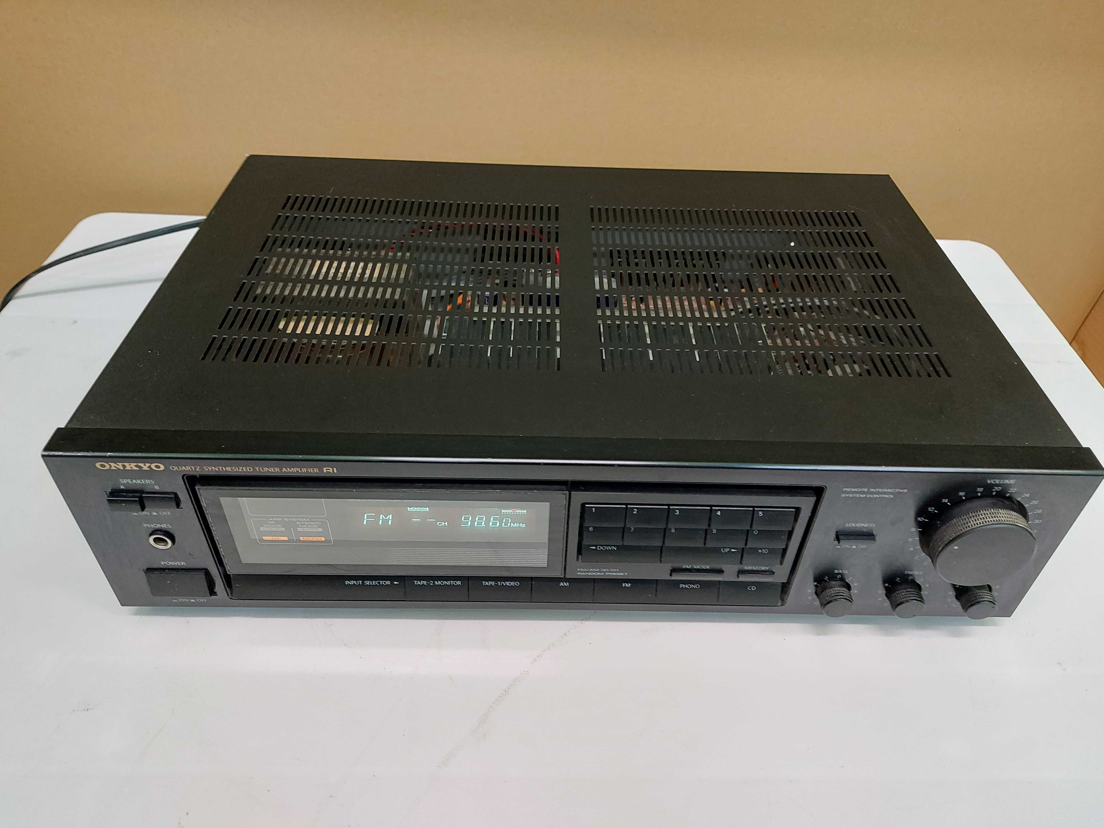 amplituner Onkyo TX-7720